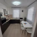 Апартаменты Virlan, Trilocale Al Taunus Con Aria Condizionata Нумана