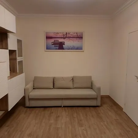 Apartamento Virlan, Trilocale Al Taunus Con Aria Condizionata
