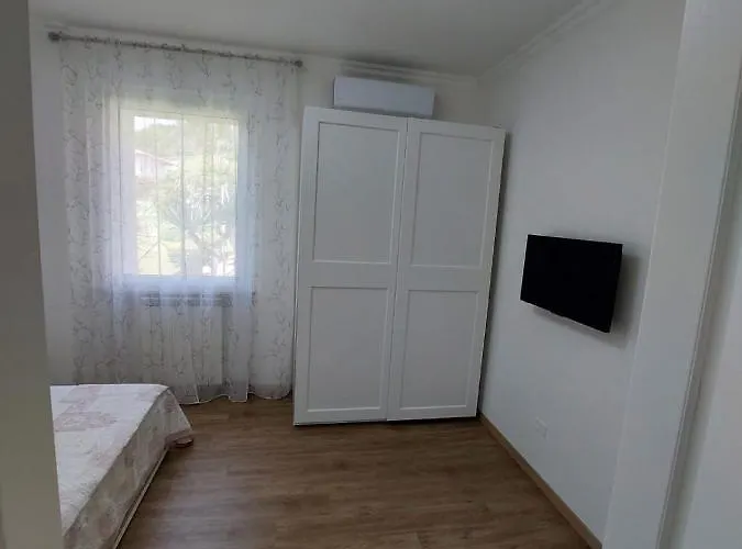 Virlan, Trilocale Al Taunus Con Aria Condizionata Numana