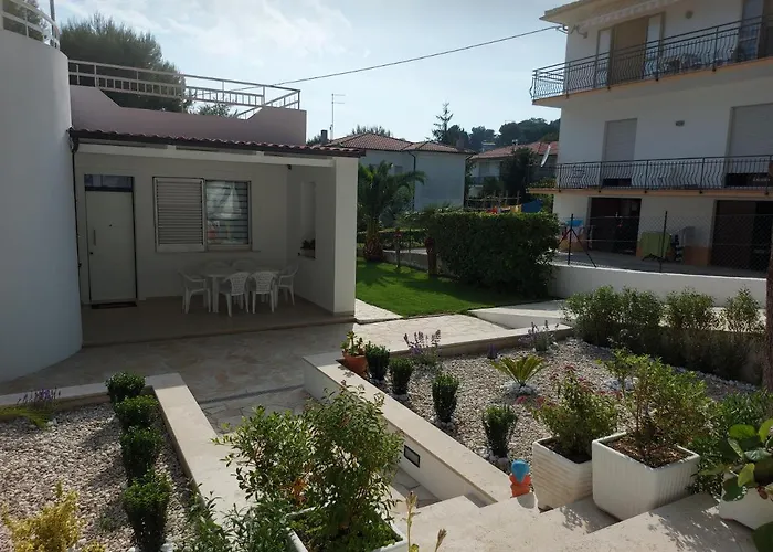 Virlan, Trilocale Al Taunus Con Aria Condizionata * Numana